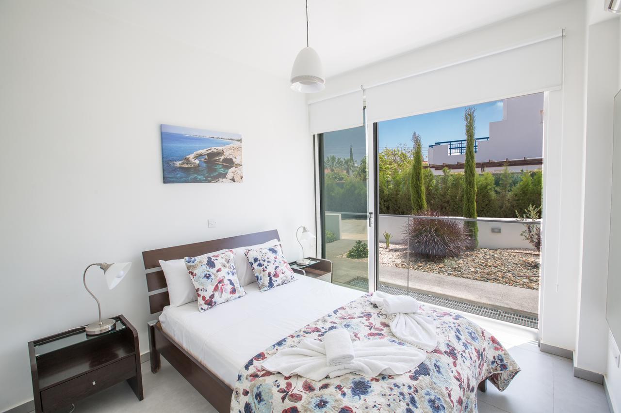 Greco Villas Протарас Екстериор снимка
